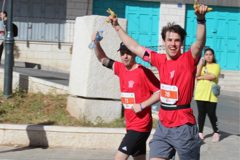Großer Erfolg beim Spendenlauf Erfolgreicher Spendenlauf